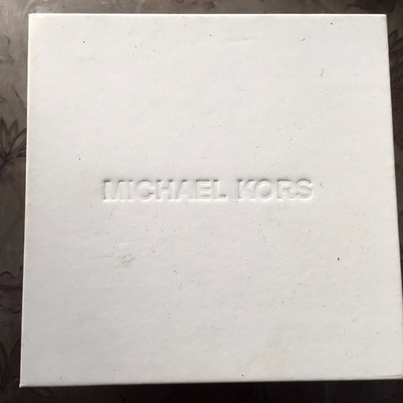 Michael Kors Access Bradshaw Smartwatch MKT5002 - Picture 6 of 6